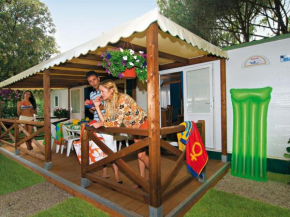 Belvilla by OYO Baia Domizia Villaggio Camping D2